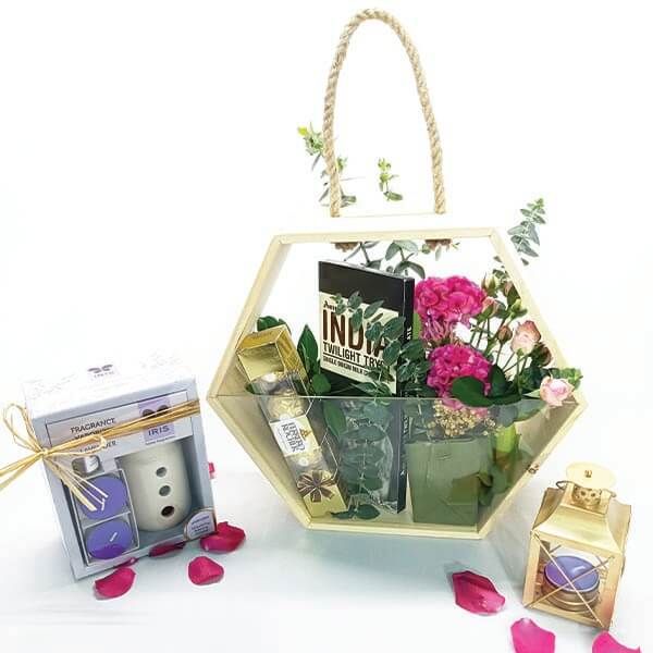 Delightful Hampers chocolate delivery in bangalore Diwali gift