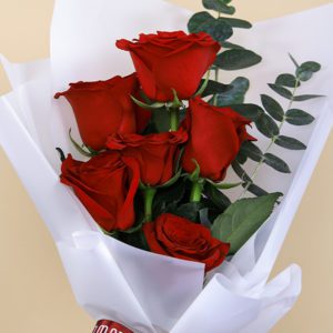 Cutie Bouquet - Order Simple Valentines day bouquet online | Juneflowers.com