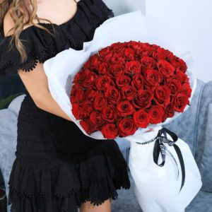 Stunning Delight - Order Red Roses bouquet for this valentines day